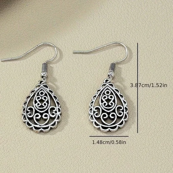 Silver Lacy Teardrop Boho Drop Earrings - Picture 2 of 3